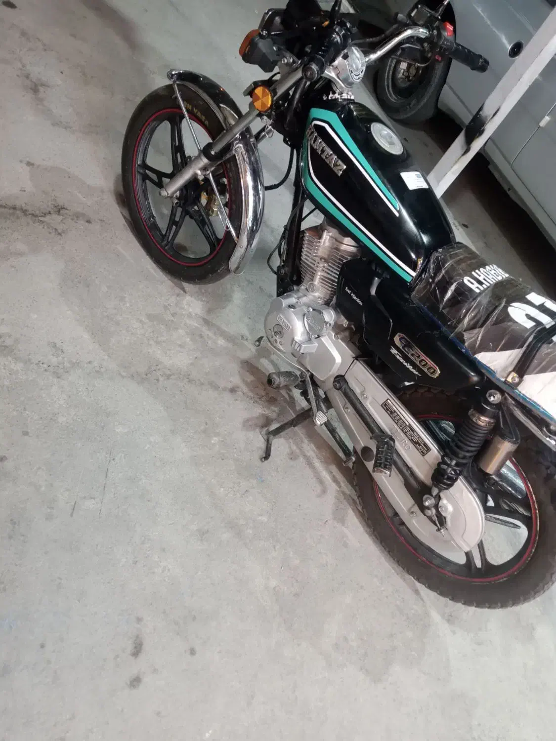 200 همتاز|موتورسیکلت|ارومیه, |دیوار