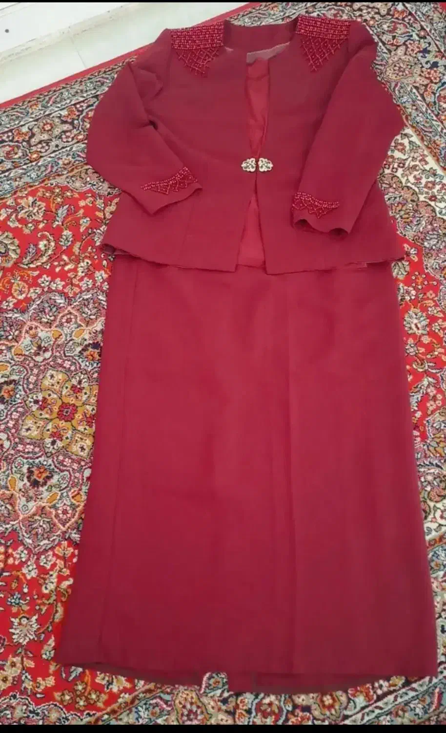 لباس مجلسی،|لباس|هشتگرد, فاز ۷ مهستان|دیوار