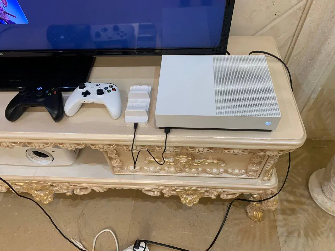 x box one s‌  ایکس باکس وان اس|کنسول، بازی ویدئویی و آنلاین|کرج, جهان‌شهر|دیوار