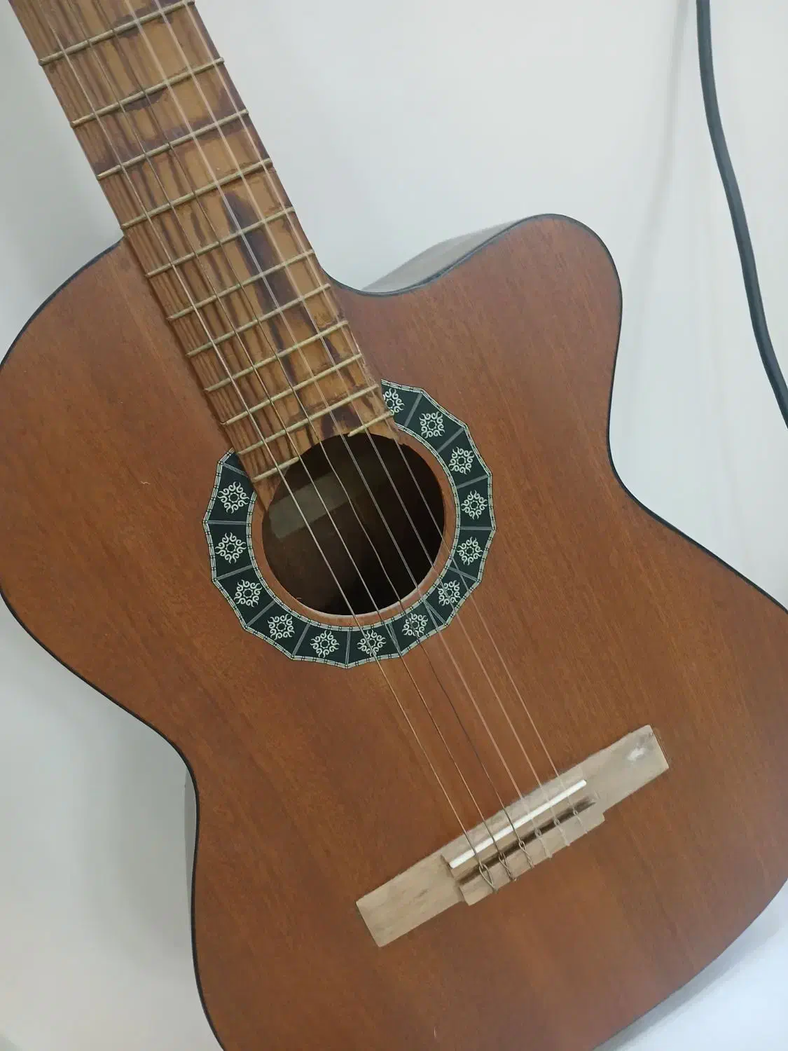 گیتار دکوری|گیتار، بیس، امپلیفایر|تهران, نازیآباد|دیوار