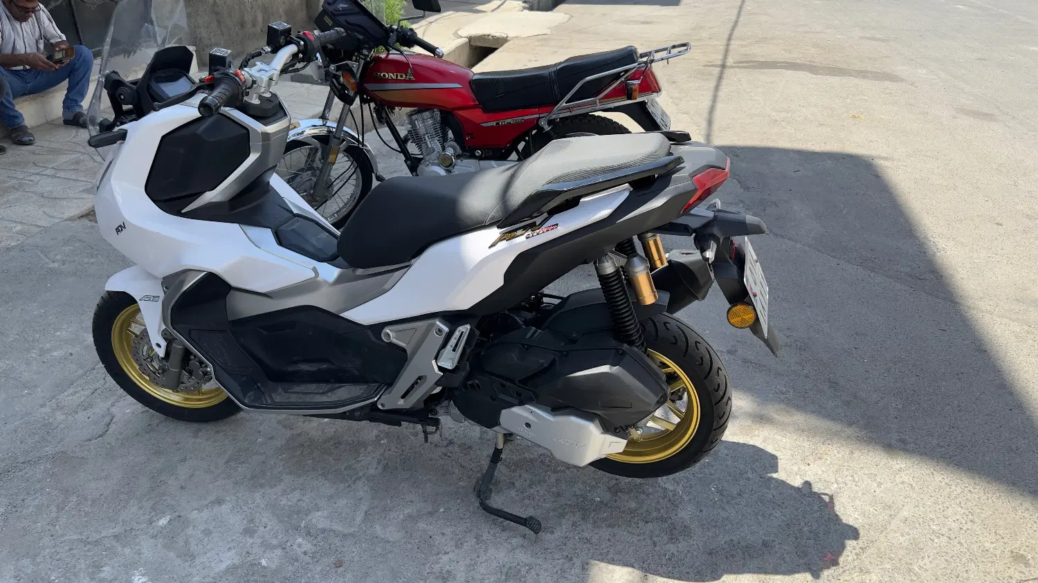 adv150|موتورسیکلت|خزل, |دیوار