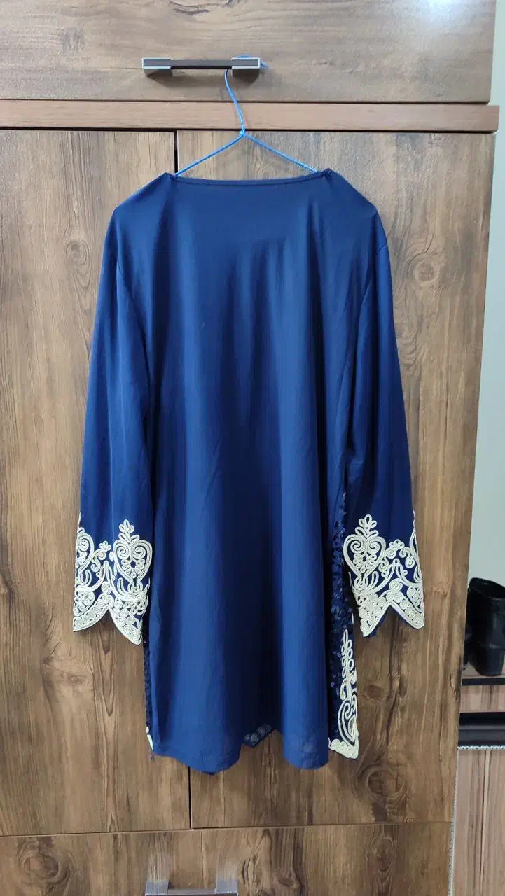 لباس مجلسی زنانه|لباس|شاهین‌شهر, عطار|دیوار