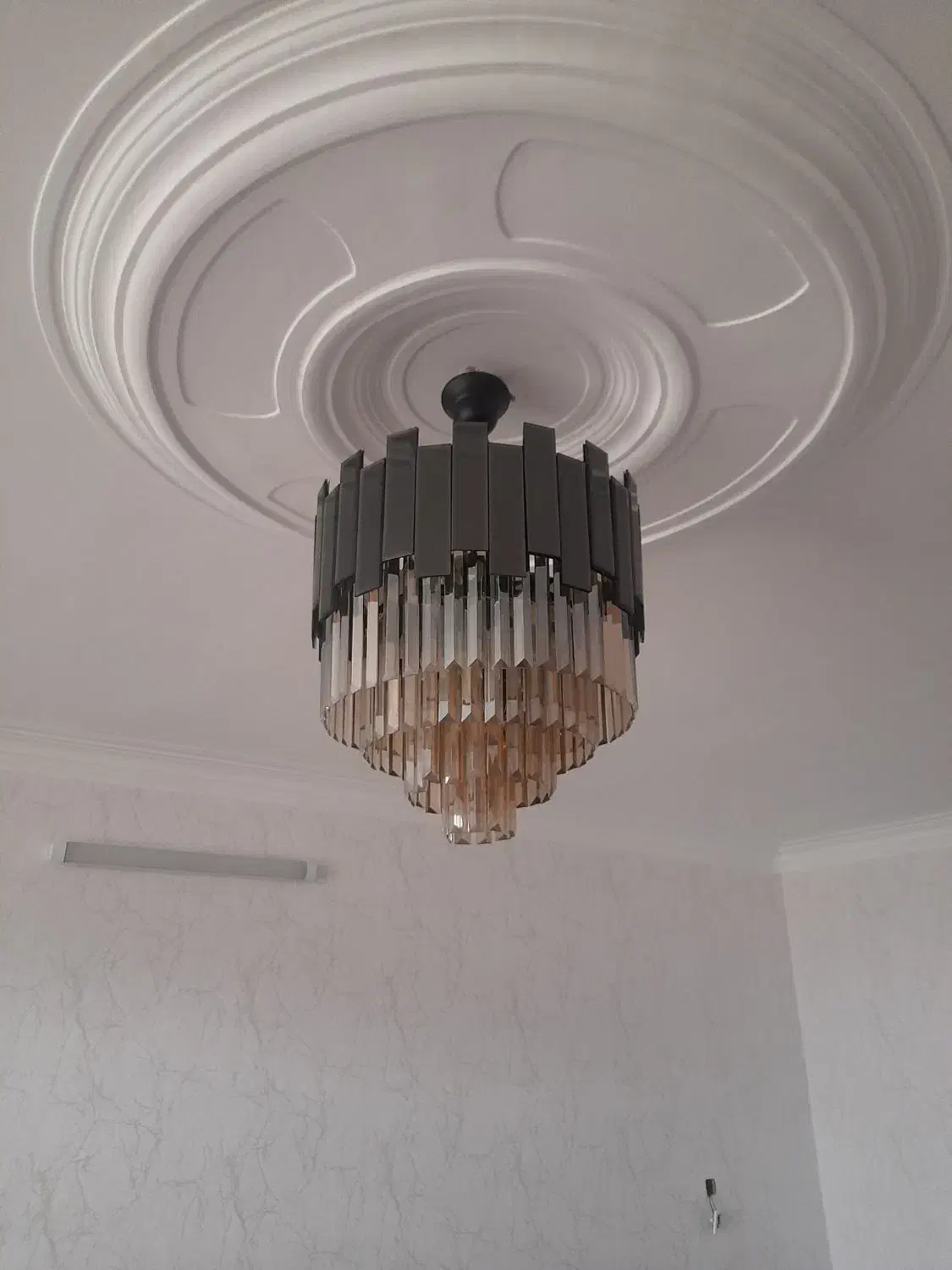 لوستر زیبا و در حد سالم سالم|لوستر و چراغ آویز|قزوین, |دیوار