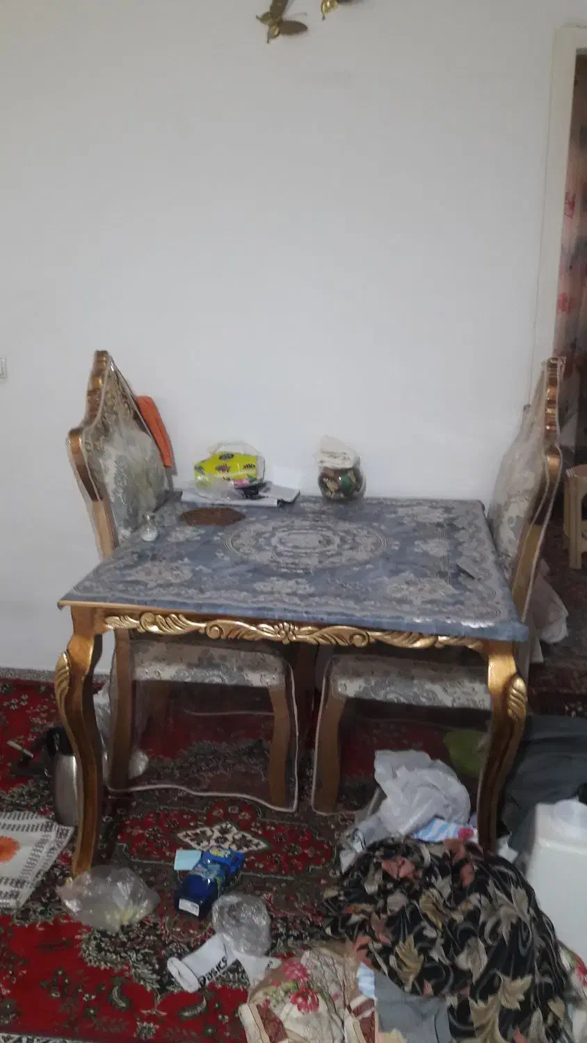 میزغذاخوری۴ نفری|میز و صندلی غذاخوری|ملکان, |دیوار