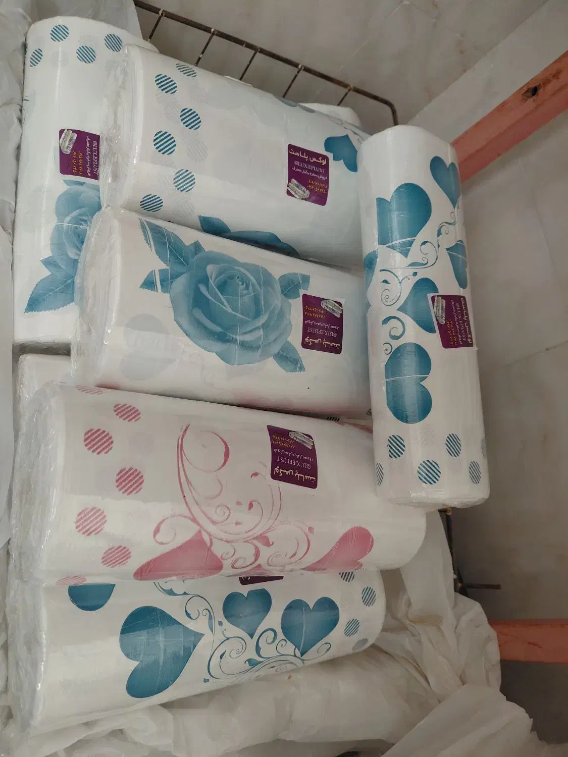 لوکس پلاست|ظروف نگهدارنده، پلاستیکی، یک‌بارمصرف|ساوه, |دیوار