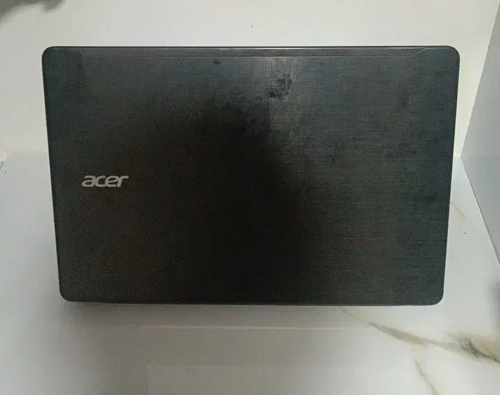 لبتاب ایسر|رایانه همراه|ایوان, |دیوار