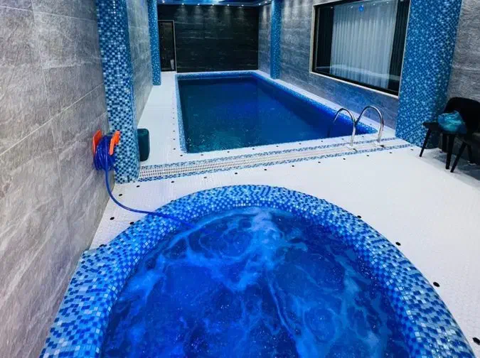 اجاره هفتگی روزانه باغ ویلا شیک و نوساز|اجارهٔ کوتاهمدت ویلا و باغ|مشهد, چهاربرج|دیوار