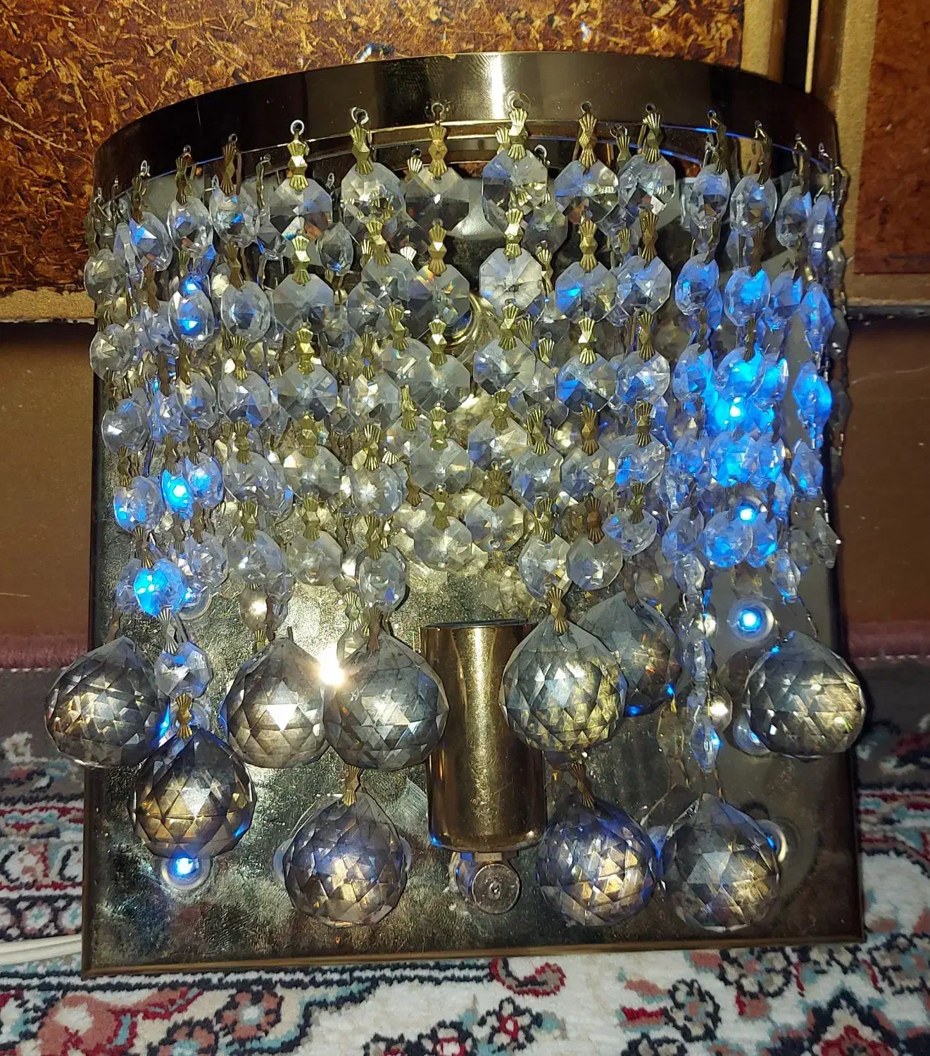 لوستر دیواری کریستالی طلایی|لوستر و چراغ آویز|قرچک, محمد آباد|دیوار