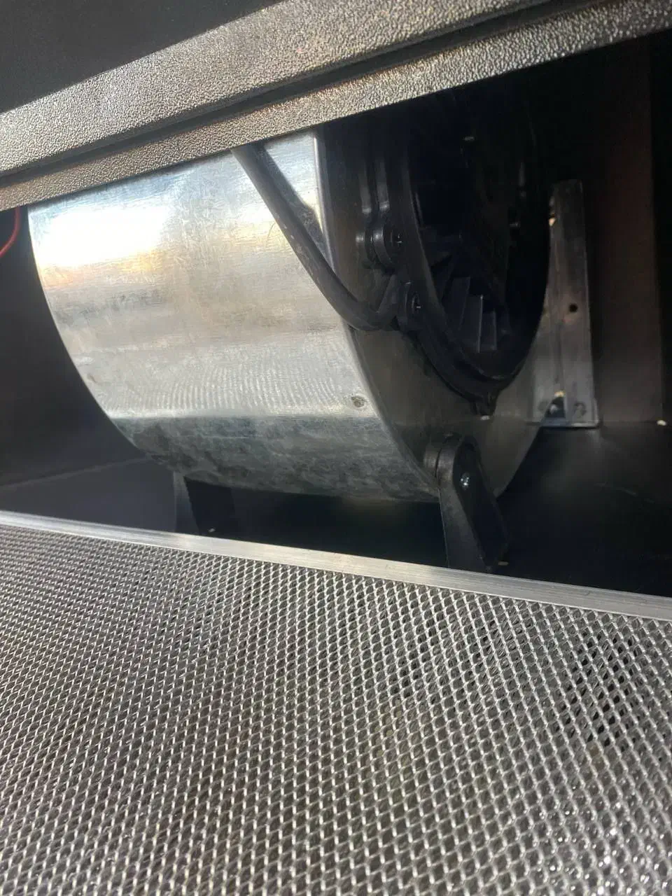 هود مخفی و مورب|هود|مهاباد (آذربایجان غربی), |دیوار