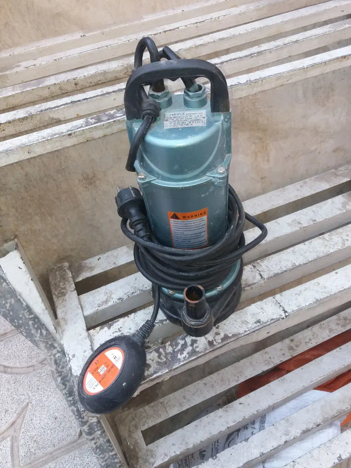 پمپ کفکش ۱۷متری اسپیناspina|ماشینآلات صنعتی|ورامین, ورامین|دیوار