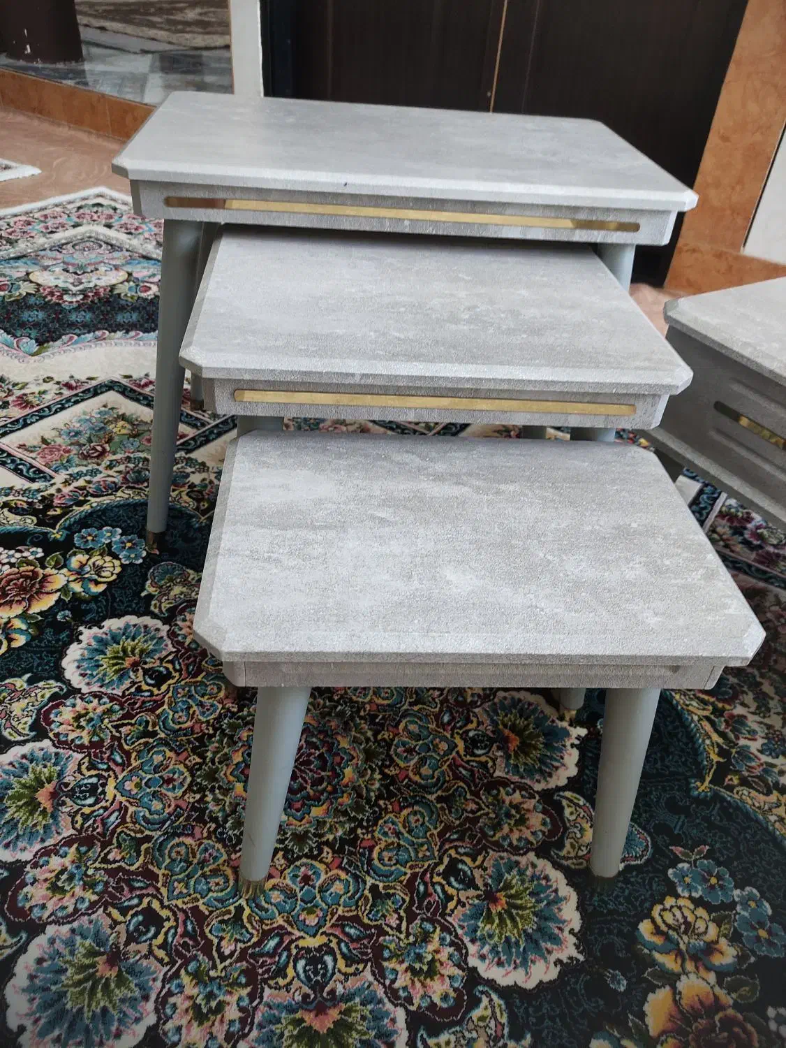 جلو مبلی در حد نو|مبلمان خانگی و میز عسلی|میاندوآب, |دیوار