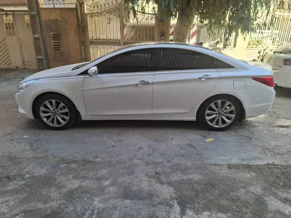 سوناتاyf 2013|خودرو سواری و وانت|اصفهان, ملکشهر|دیوار