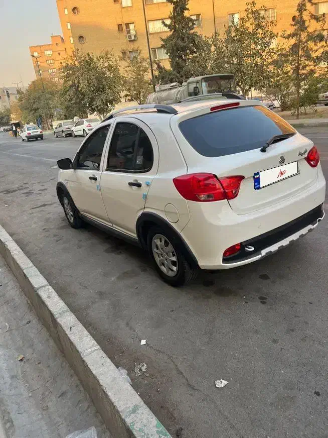 کویک۴۰۲|خودرو سواری و وانت|تهران, بروجردی|دیوار