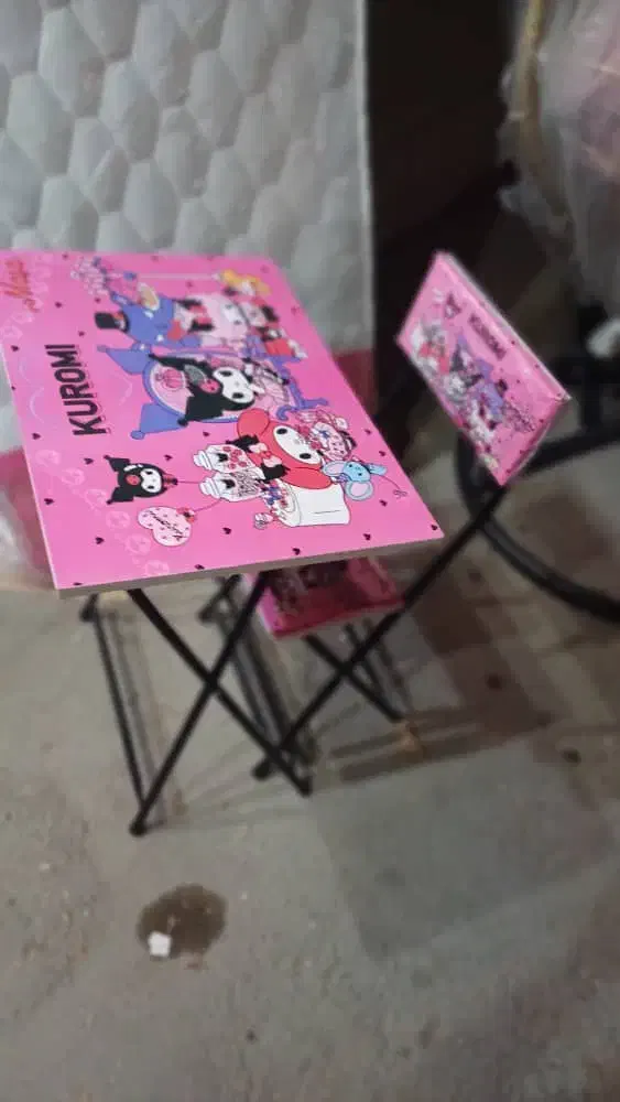 عروسکی میز تحریر صورتی|میز تحریر و کامپیوتر|خرم‌آباد, |دیوار