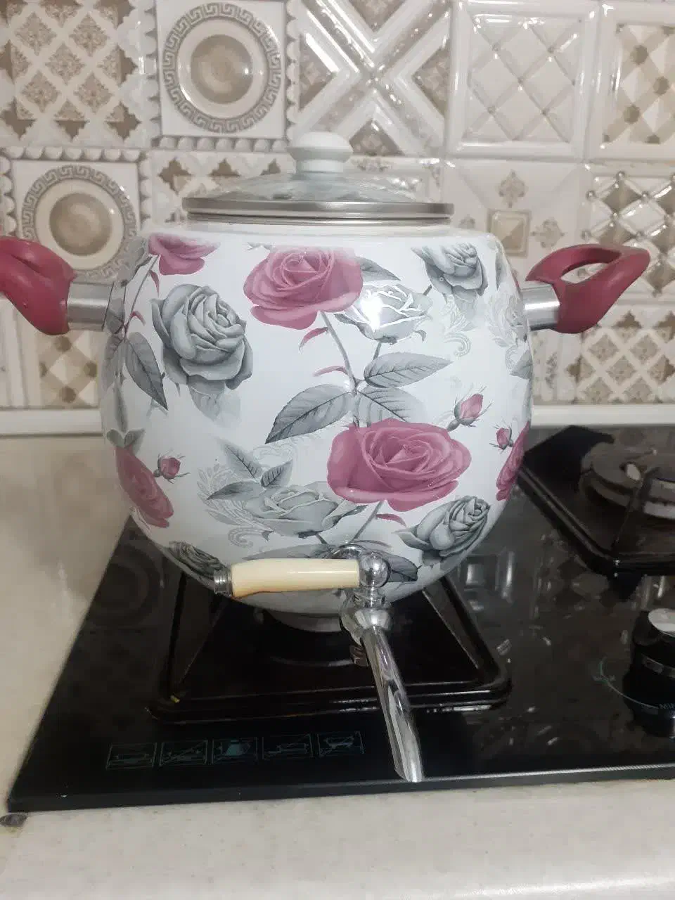 کتری لعابی زیبا|قوری، کتری، قهوه‌ساز دستی|شیروان (خراسان), |دیوار