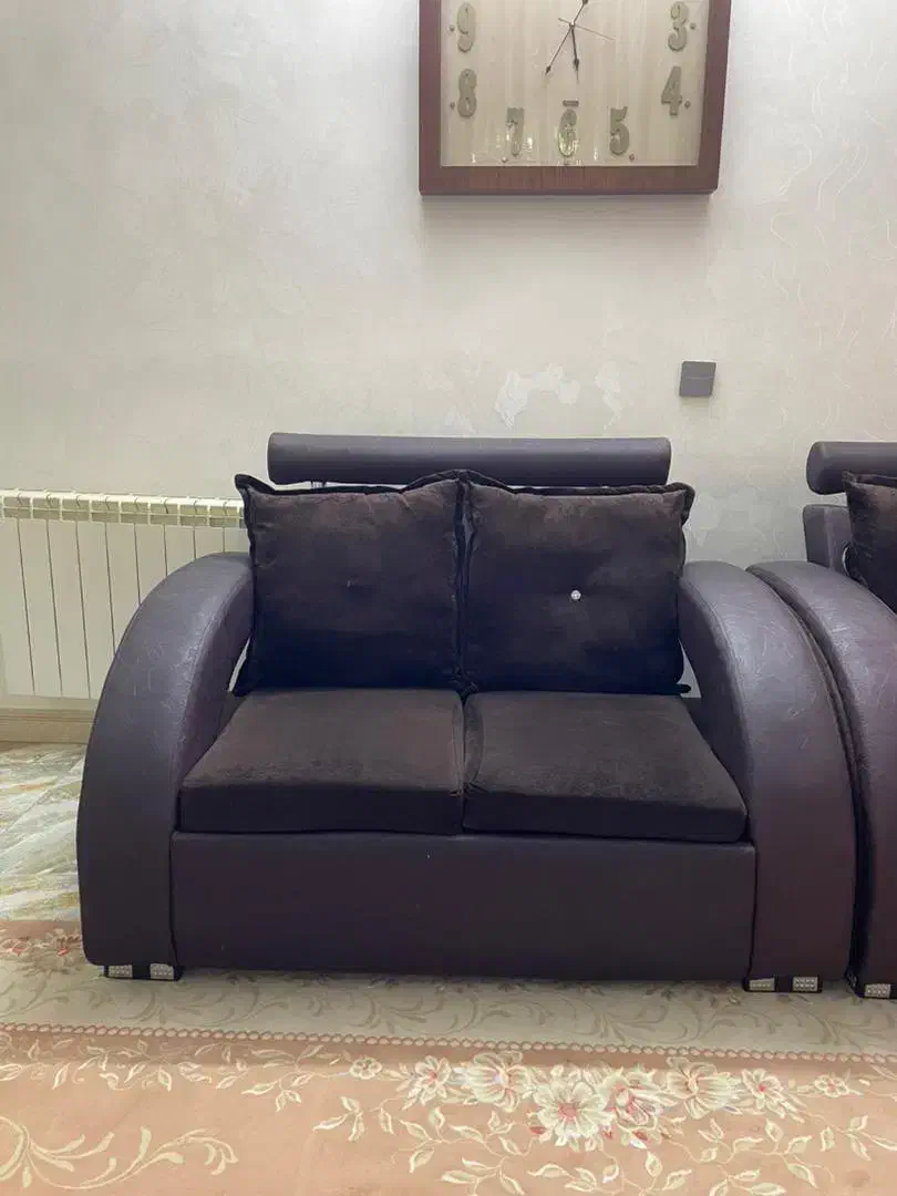 مبل|مبلمان خانگی و میز عسلی|اندیشه, اندیشه فاز ۳|دیوار