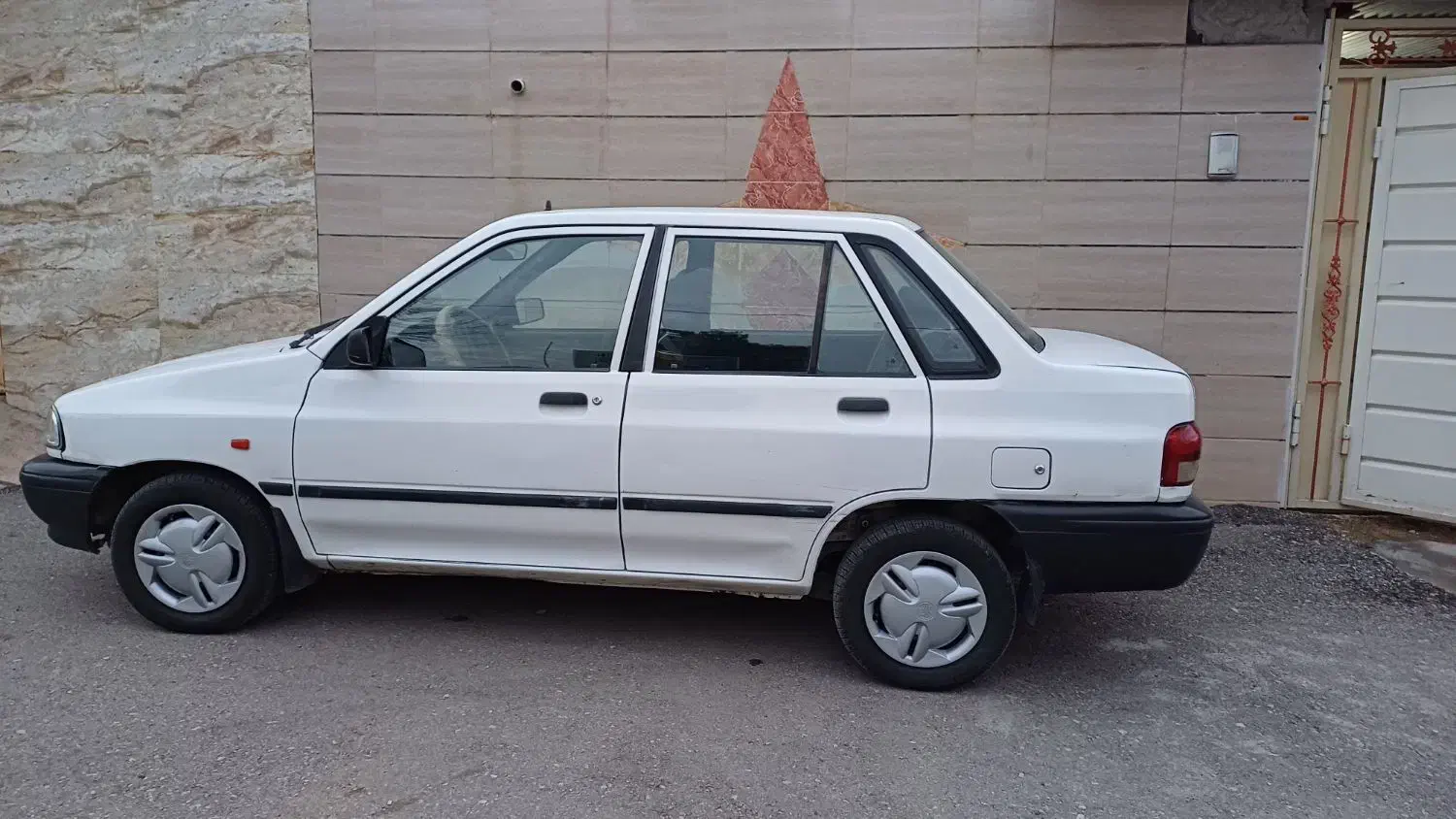 پراید ۱۳۱مدل ۹۰|خودرو سواری و وانت|خرم‌آباد, |دیوار