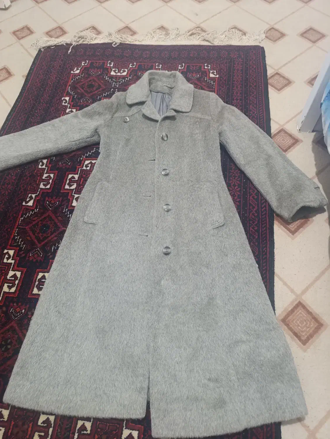 پالتو وبارونی|لباس|تربت‌حیدریه, طالقانی|دیوار