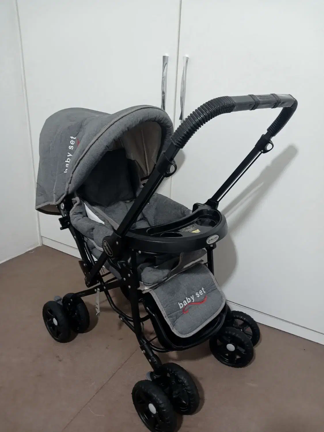 کالسکه رنگ اسپورت دخترانه یا پسرانه|کالسکه و لوازم جانبی|ارومیه, |دیوار