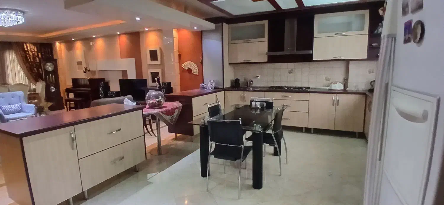 ۲۲۸ متر ۳ خواب( فرعی عریض فلکه اول تهرانپارس )|فروش آپارتمان|تهران, تهرانپارس جنوبی|دیوار