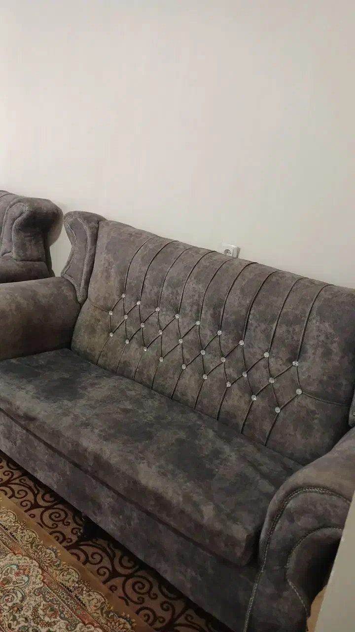 مبل کار کرد رنگ طوسی بدونه عسلی|مبلمان اداری|صائین قلعه, |دیوار