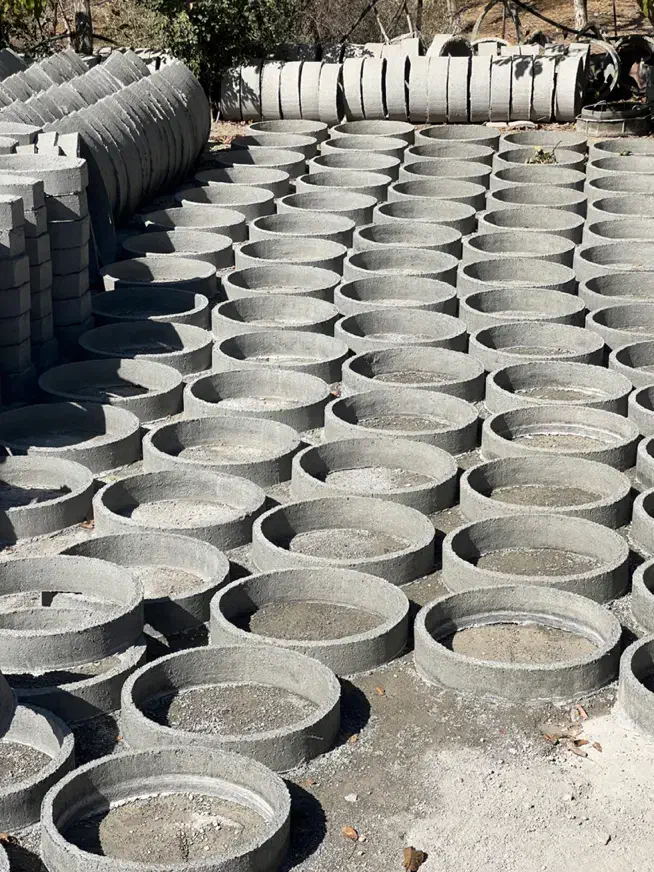 کارگاه تولید کول سیمانی چاه (انباری/میله)|مصالح و تجهیزات ساختمان|دماوند, دماوند|دیوار