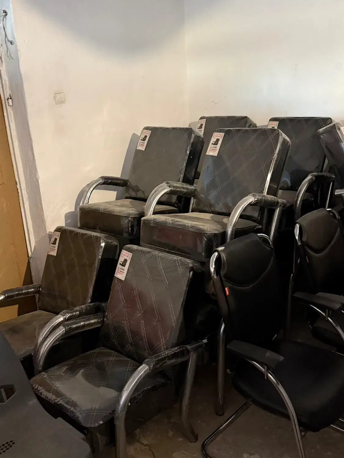 صندلی اداری انتظار|صندلی و نیمکت|آق قلا, |دیوار