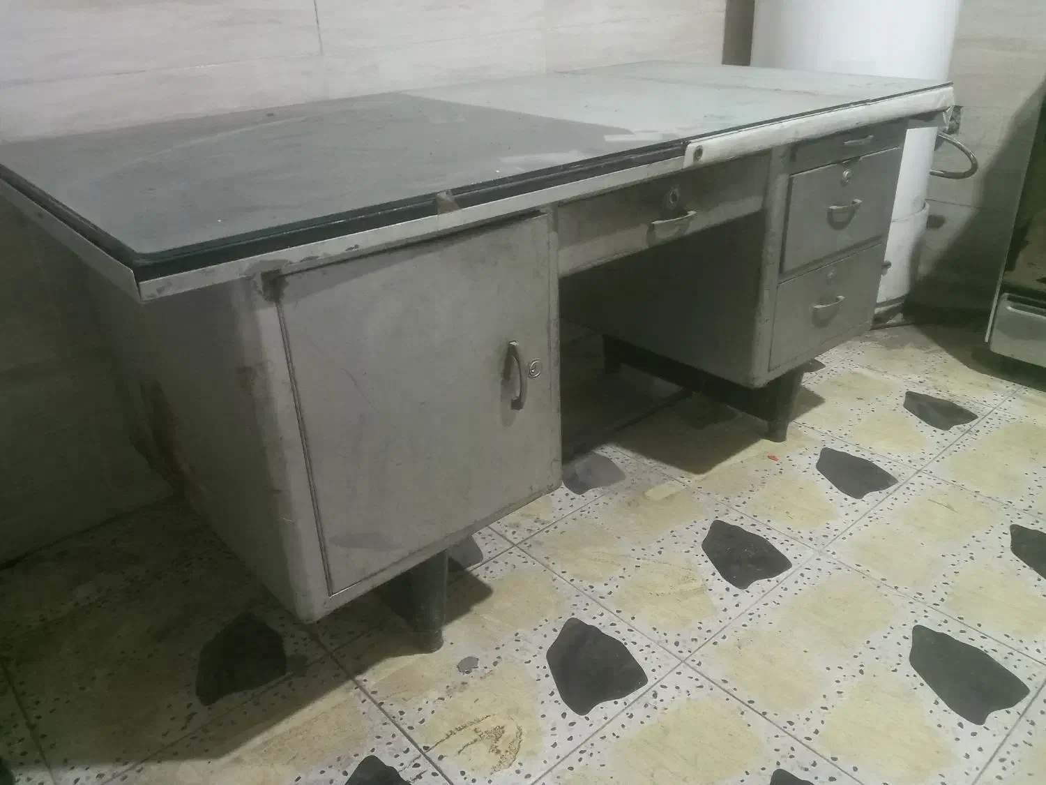 میز مغازه|میز و صندلی غذاخوری|گنبد کاووس, |دیوار