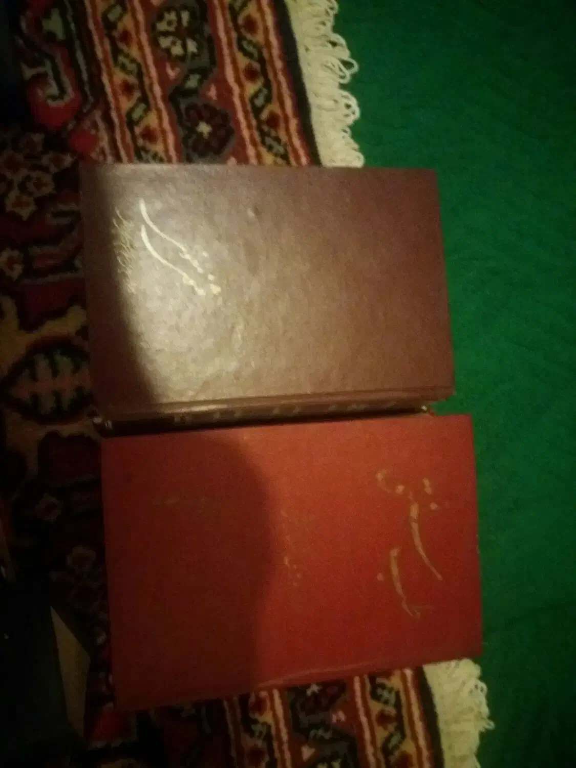 چندین جلدکتابهای قدیمی وتاریخی ومدنی ...|کتاب و مجله تاریخی|اردبیل, |دیوار