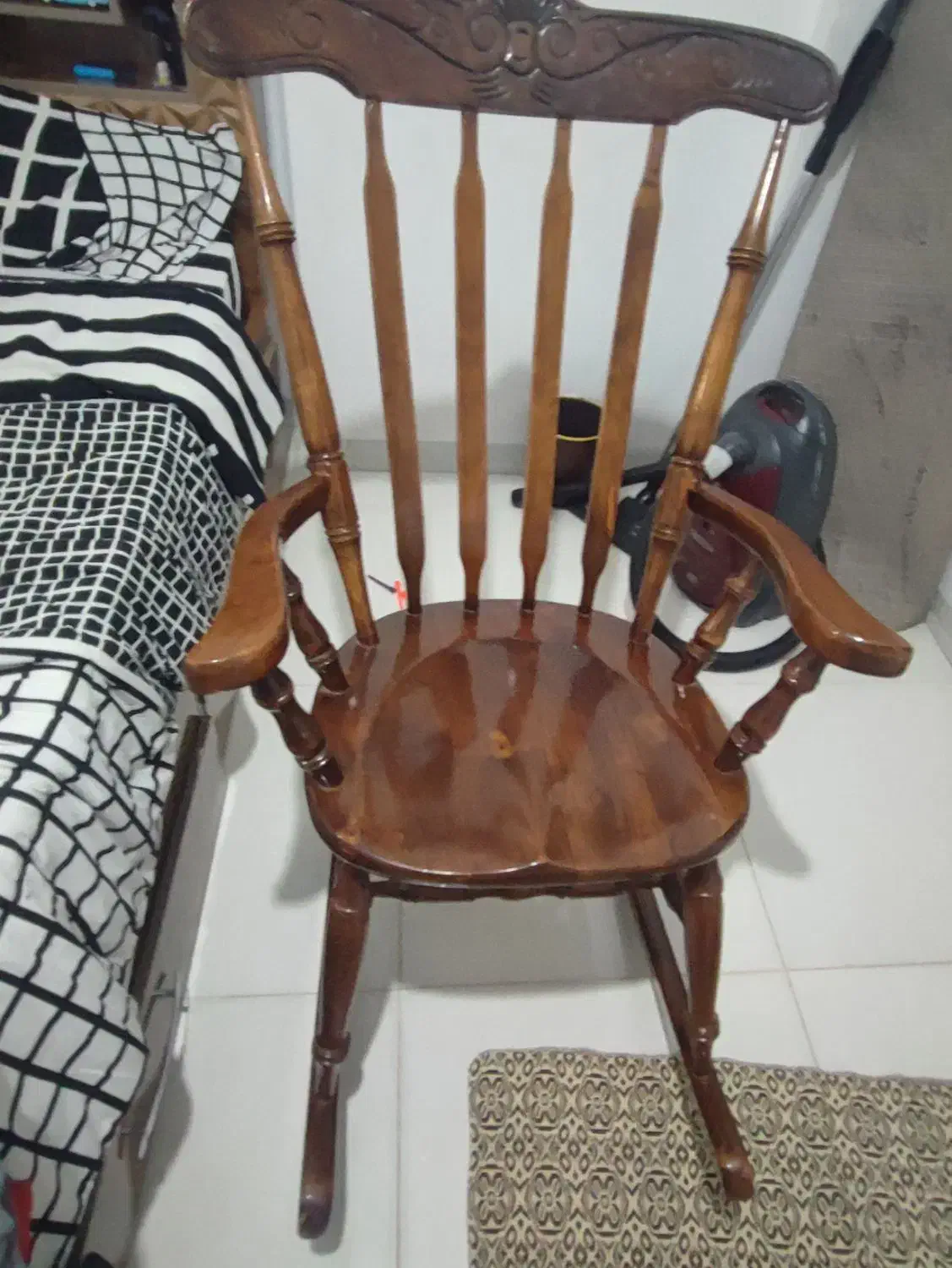 صندلی راک|صندلی و نیمکت|اندیشه, شهرک کوثر|دیوار