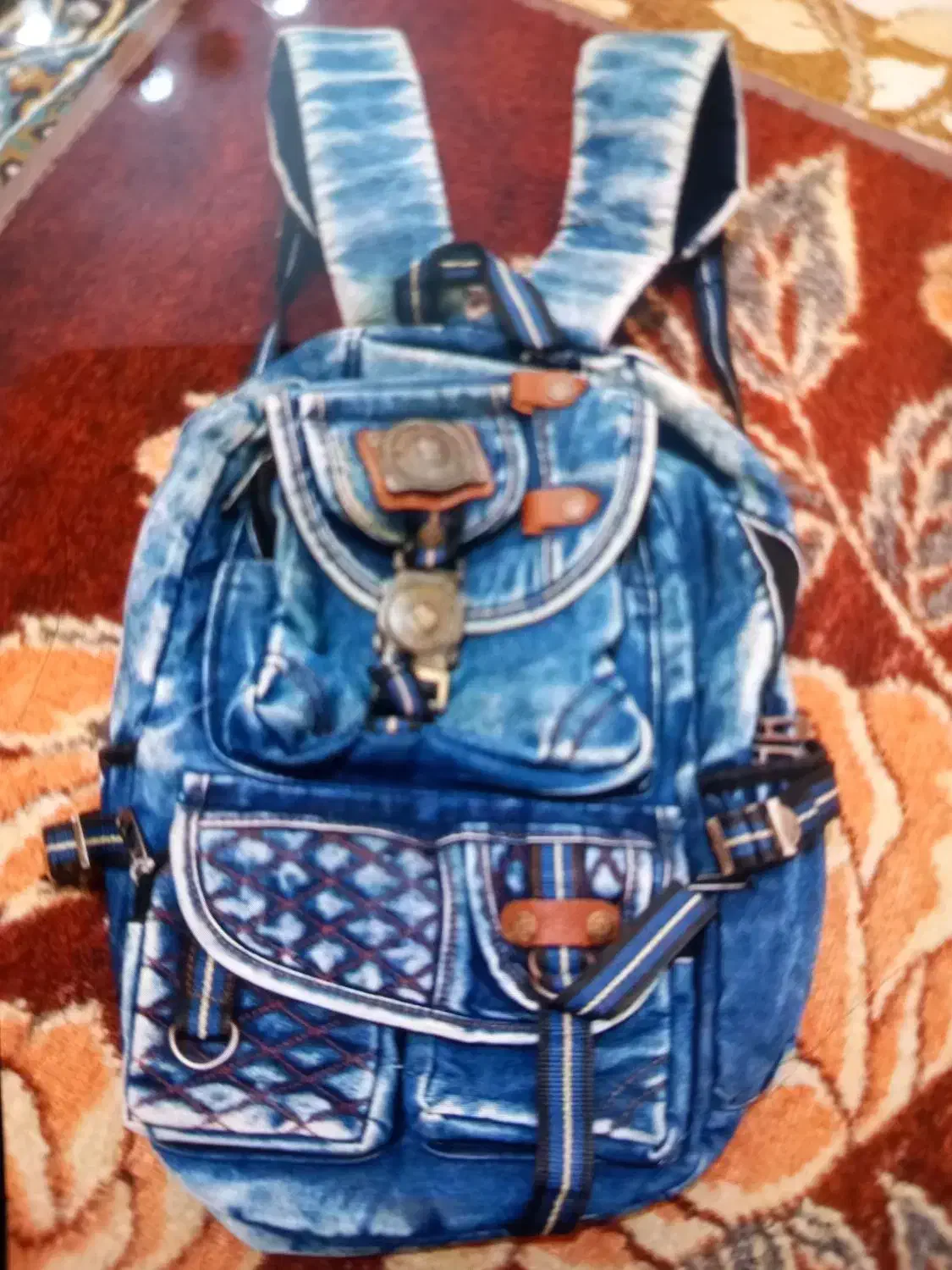 کیف واغوشی|کیف، کفش، کمربند|خوی, |دیوار