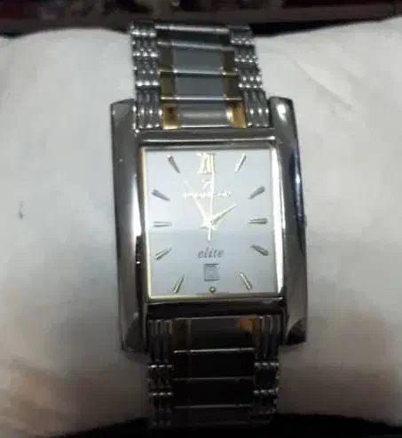 دوعدد ساعت مردانه و زنانه|ساعت|پیشوا, |دیوار