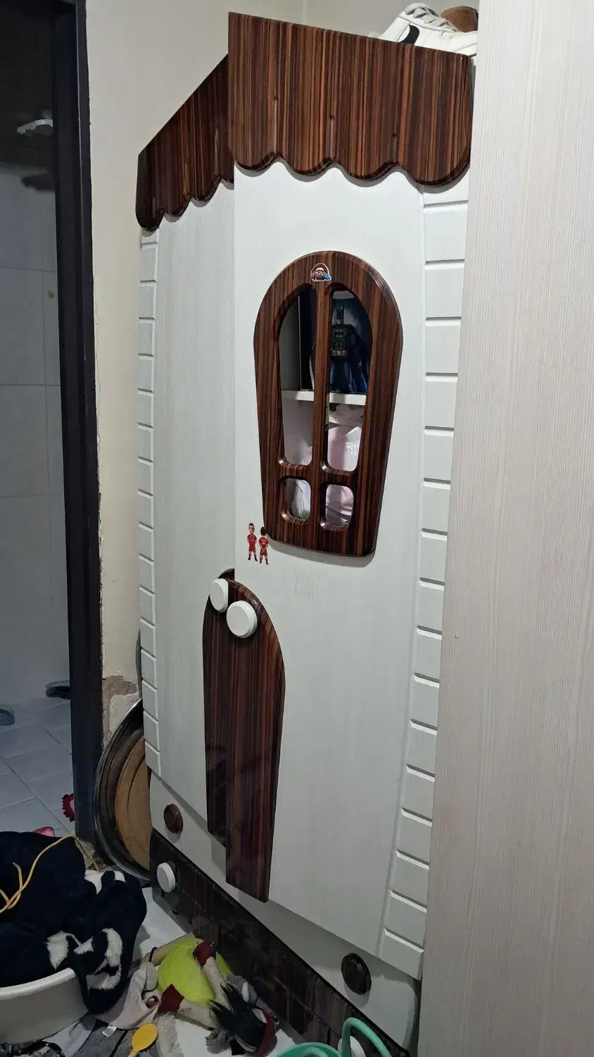 تخت و کمد بچه|تخت و سرویس خواب|اندیشه, شهرک مریم|دیوار