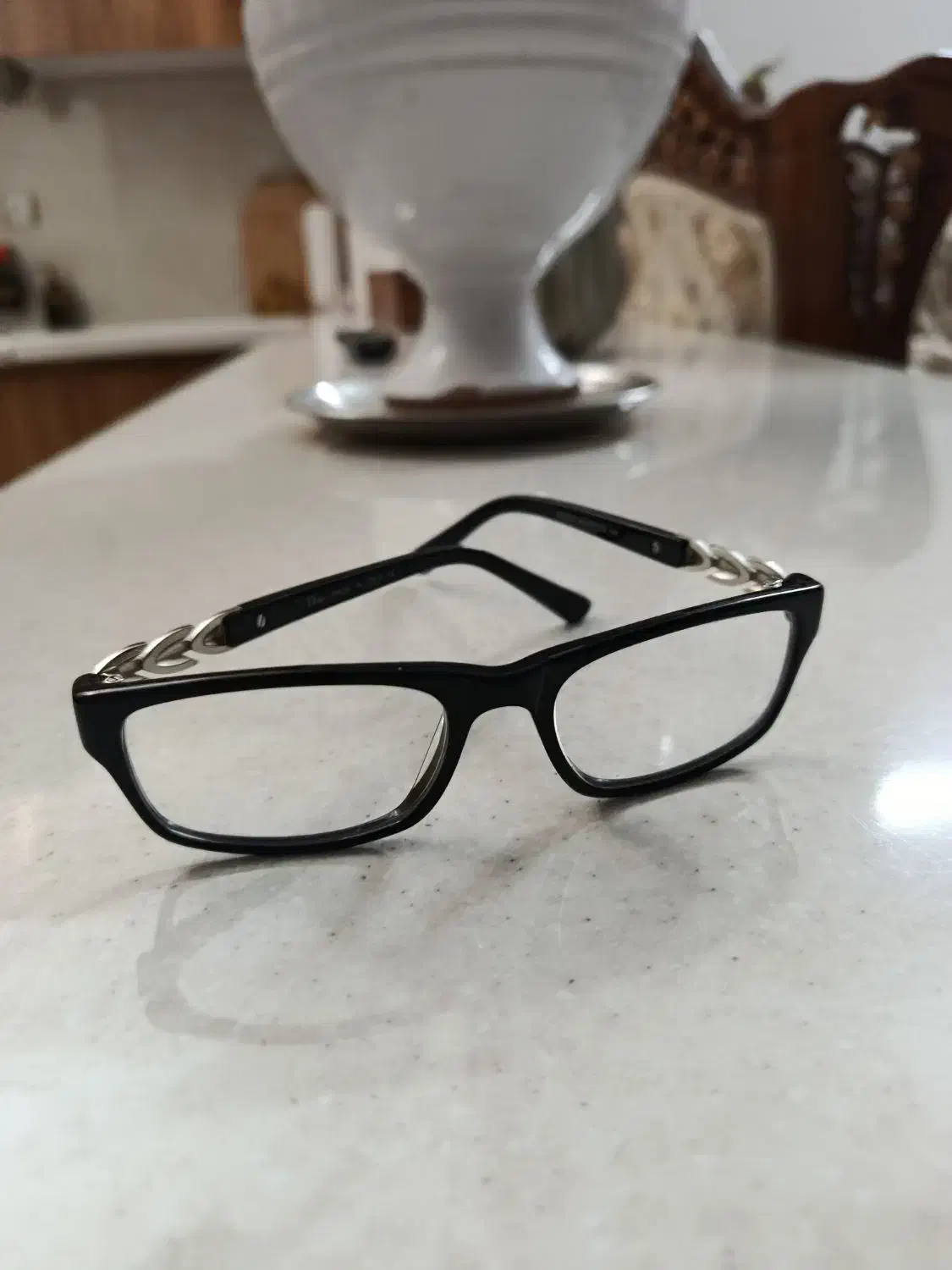 فرم عینک|زیورآلات و اکسسوری|یزد, |دیوار