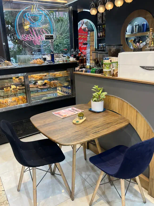 میز وصندلی کافه ای|کافی‌شاپ و رستوران|کرج, عظیمیه|دیوار