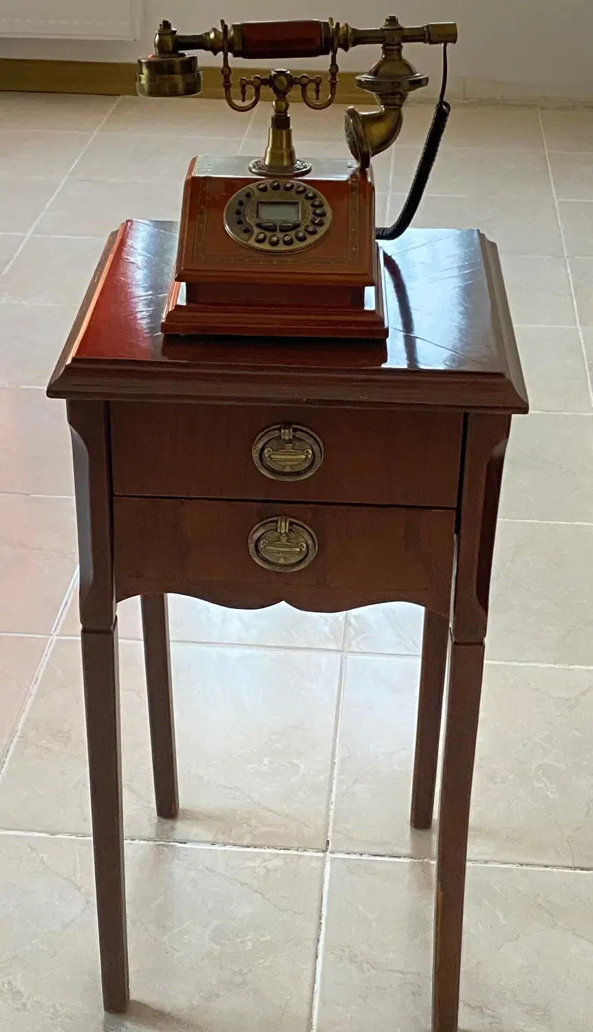 فروش میز و تلفن سلطنتی|میز تلفن|سنندج, |دیوار