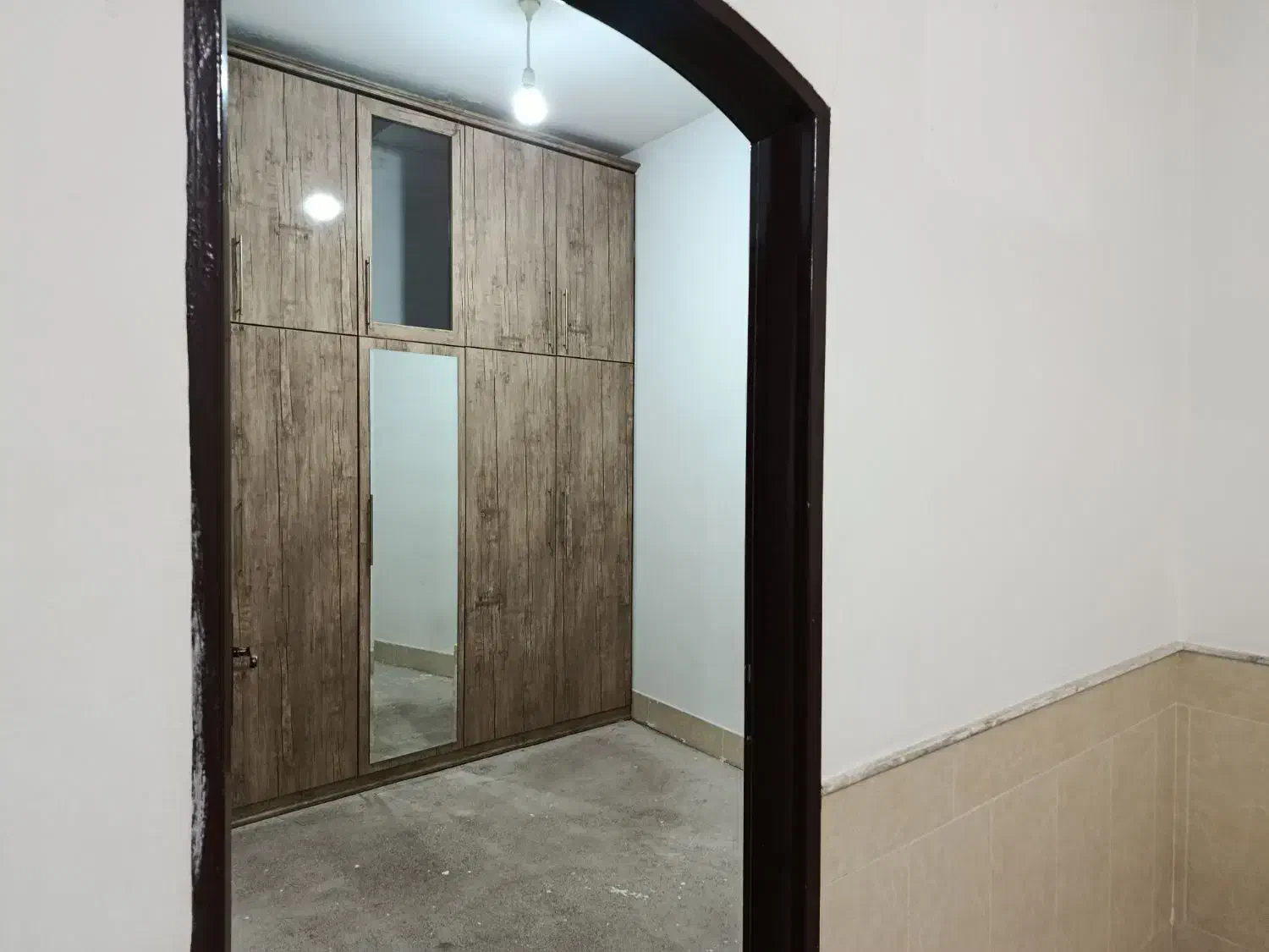 اجاره|اجارهٔ خانه و ویلا|نیشابور, گنبد سبز|دیوار