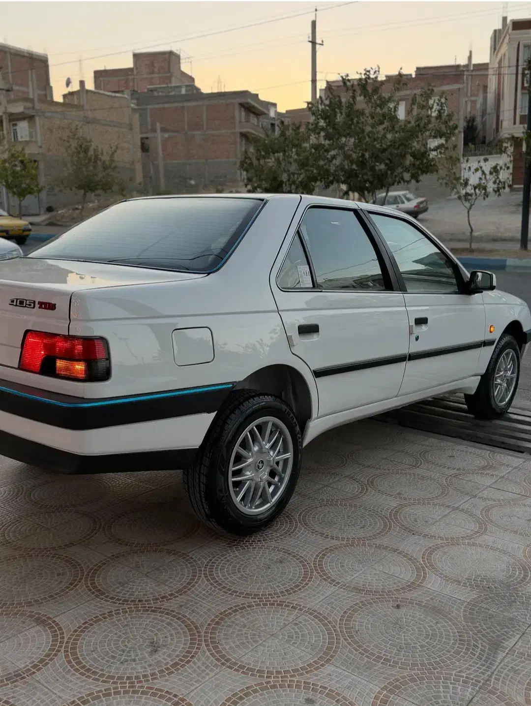 405اتاق 404|خودرو سواری و وانت|سنندج, |دیوار