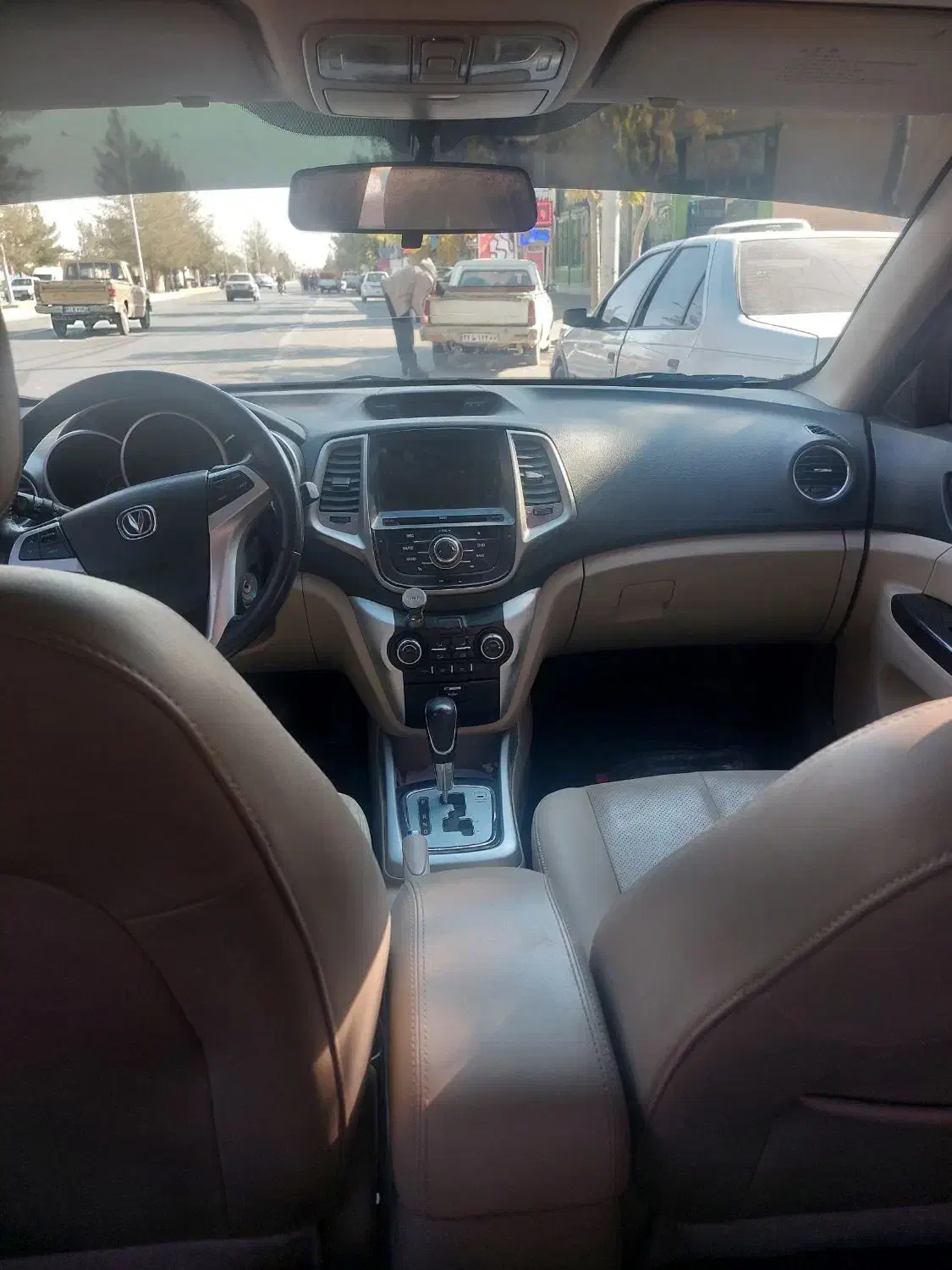 چنگان|خودرو سواری و وانت|اصفهان, مولوی|دیوار