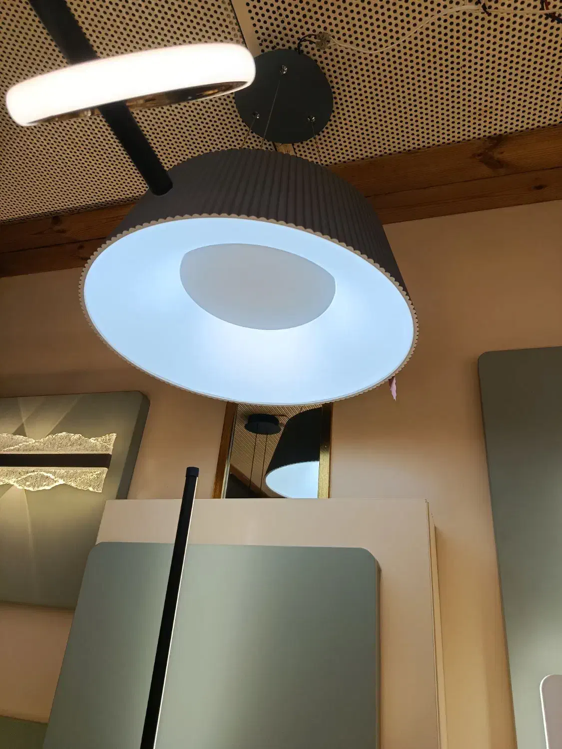 وقتشه فضاتو دگرگون کنی|لوستر و چراغ آویز|تهران, لاله زار|دیوار