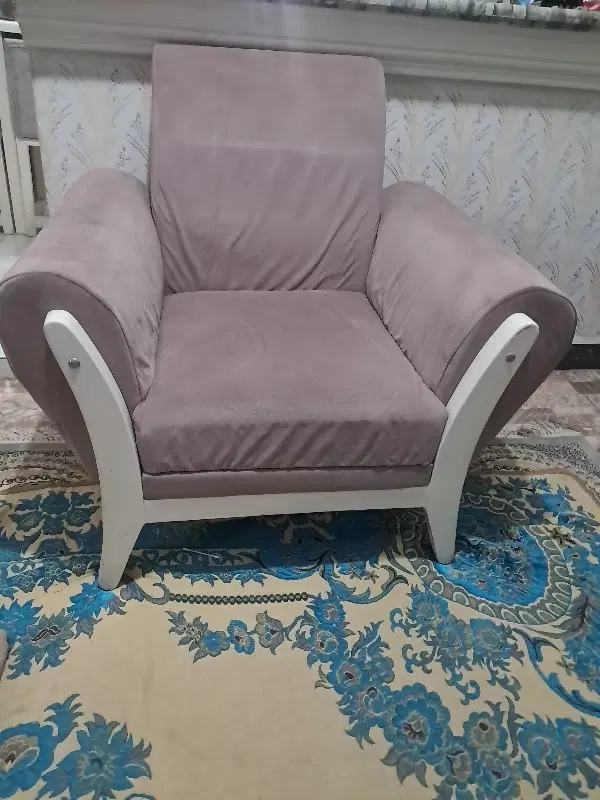 مبل ۷نفره|مبلمان خانگی و میز عسلی|رشت, کوی حسینی|دیوار