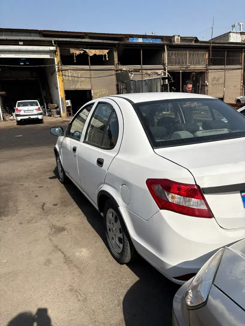 ساینا سفید مدل ۱۴۰۰|خودرو سواری و وانت|ری, بازار آهن|دیوار