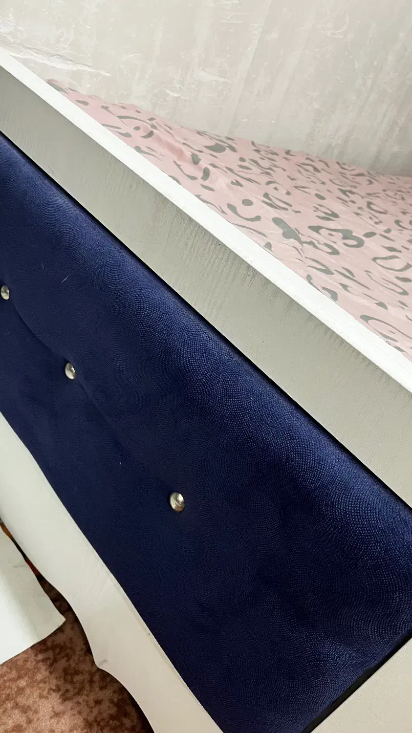 تخت و تشک|تخت و سرویس خواب|هشتگرد, شهرک اداری|دیوار