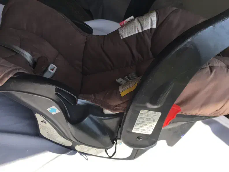 کریربچه GRaco|کالسکه و لوازم جانبی|باغستان, |دیوار