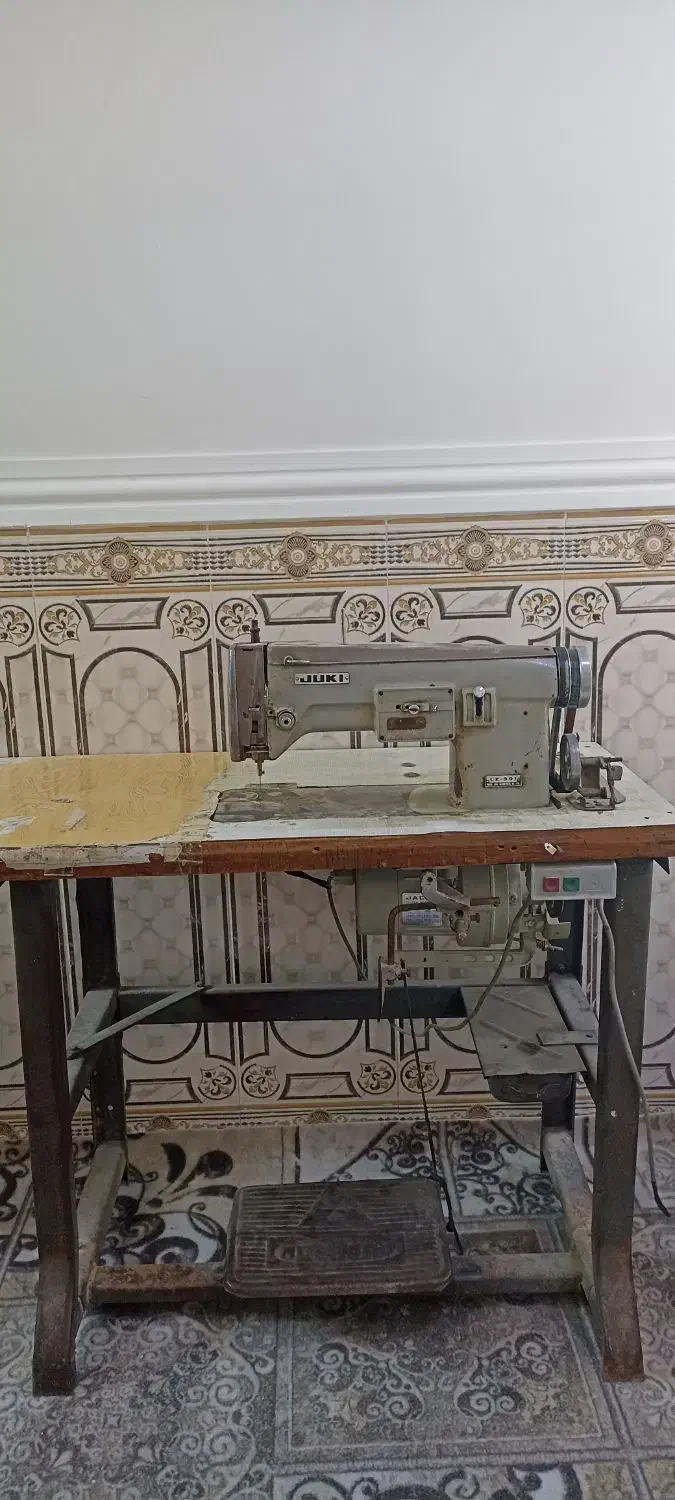 چرخ صنعتی گلدوزی|چرخ خیاطی و ریسندگی|قشم, |دیوار