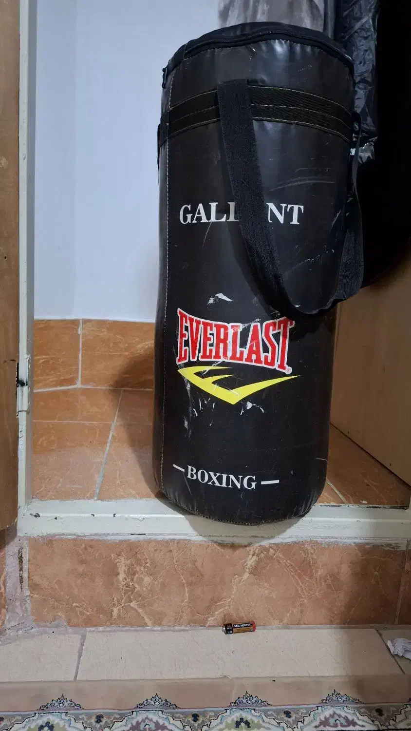 کیسه بوکس و لوازم تکواندو|تجهیزات ورزشی|بروجرد, |دیوار