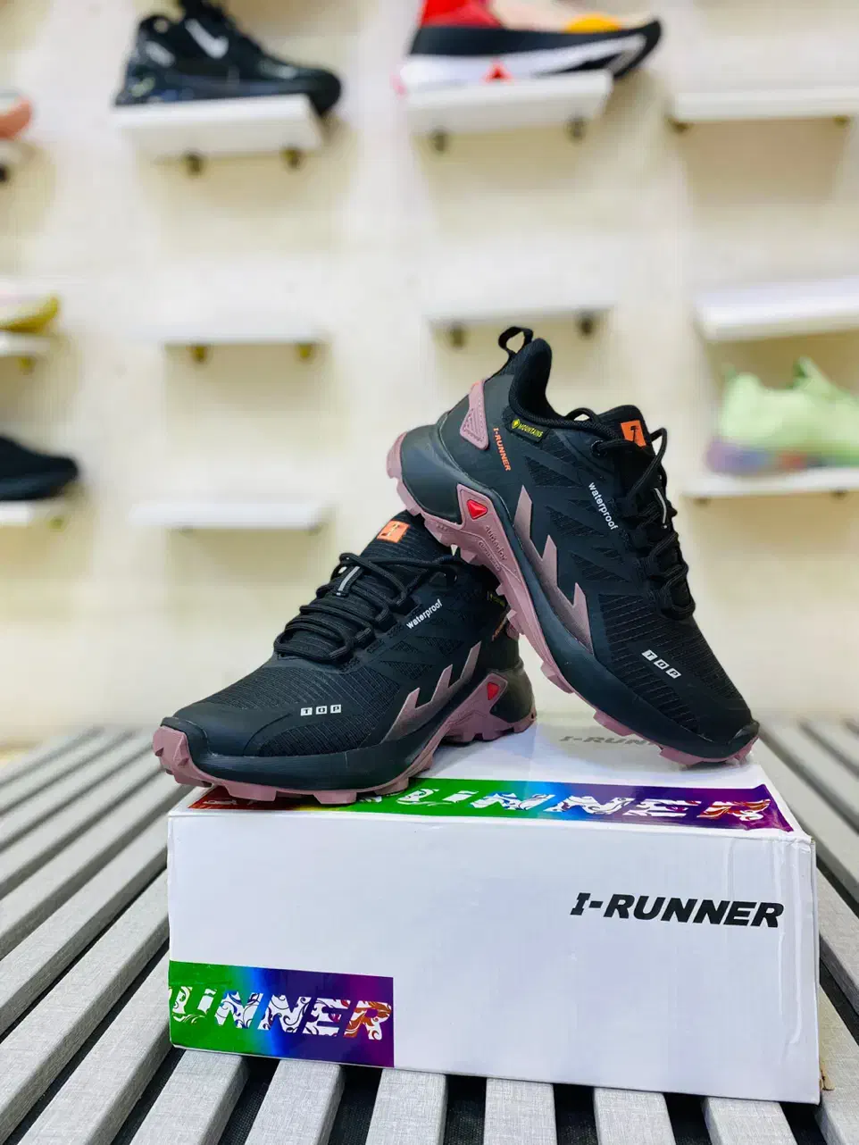 کتونیI-runner|کیف، کفش، کمربند|بانه, |دیوار