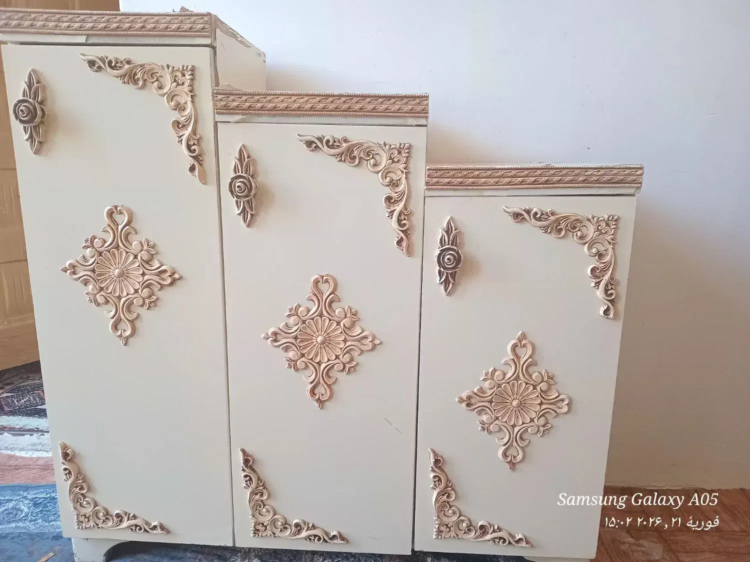 جاکفشی|جاکفشی، کمد، دراور|اردبیل, |دیوار