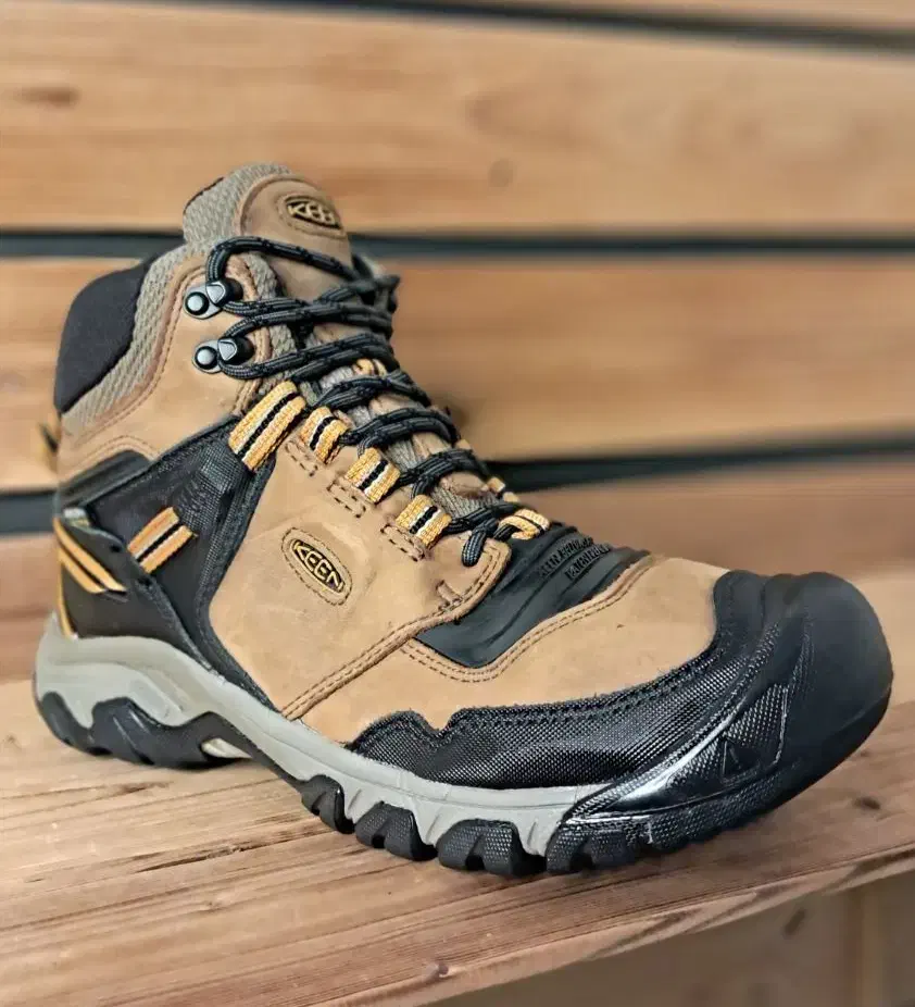 کفش کوهنوردی کین سایز ۴۳ اکبند|کوهنوردی و کمپینگ|تهران, تجریش|دیوار