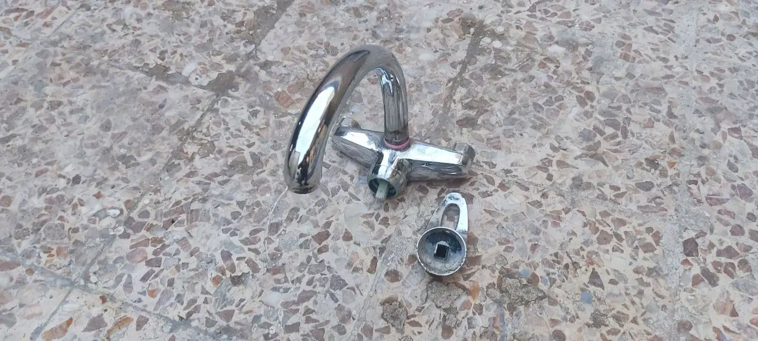 شیرآلات|لوازم سرویس بهداشتی|اهواز, کوروش|دیوار